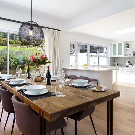 Camps Bay Deluxe - Luxury Villa With Ocean Views And Pool Cape Town Exterior photo