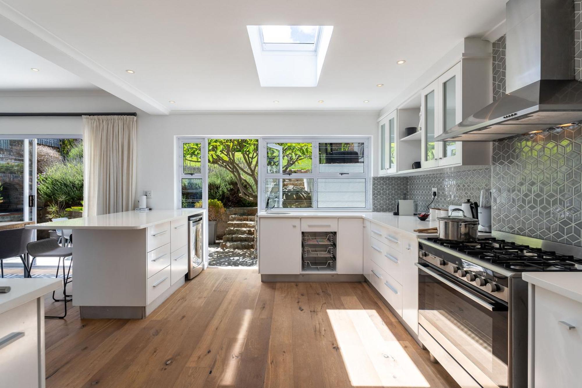 Camps Bay Deluxe - Luxury With Ocean Views And Pool Villa Cape Town