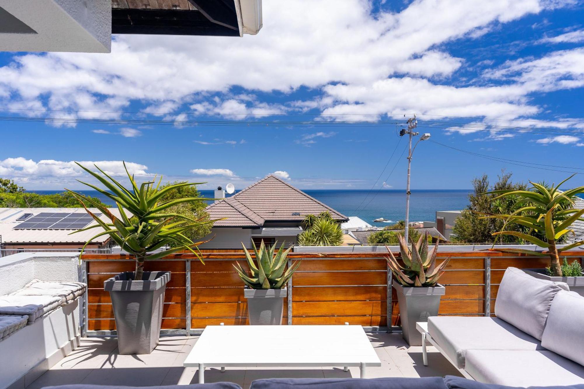 Camps Bay Deluxe - Luxury With Ocean Views And Pool *
